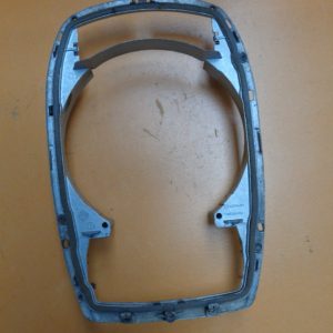 Scheinwerferrahmen für Mercedes W114, W115