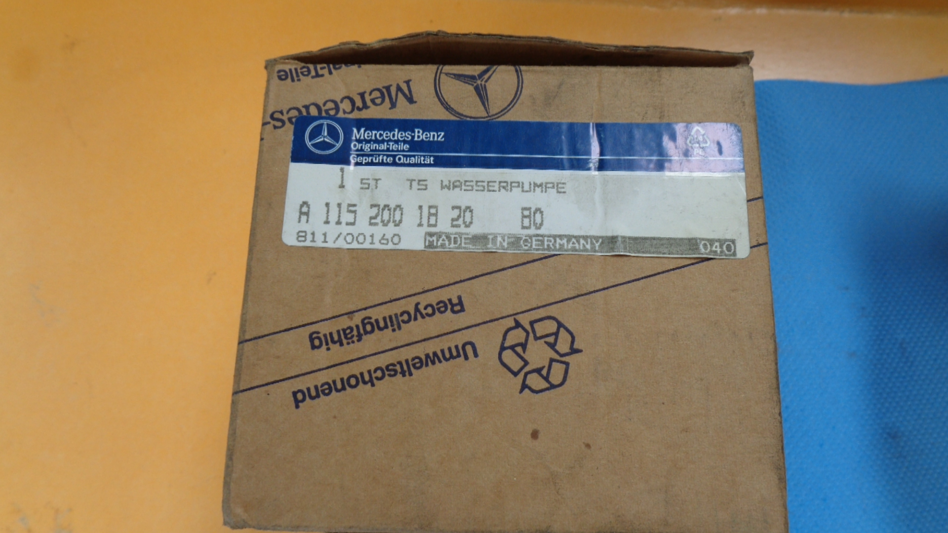 Wasserpumpe orig. für Mercedes W123 von 1976 – 1985 – Bild 4