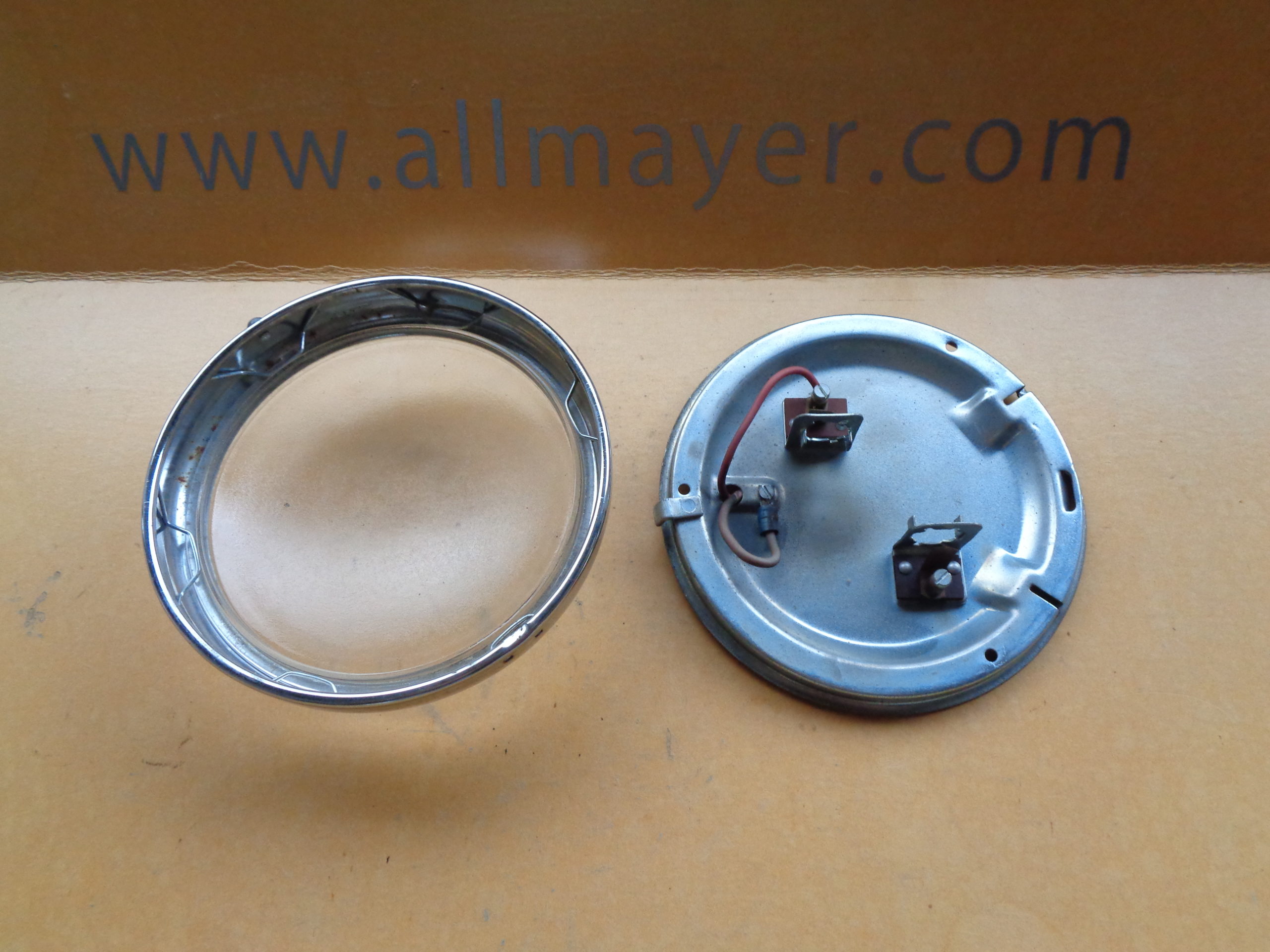 Innenleuchte rund mit Chromring für LKW oder Bus – Bild 2