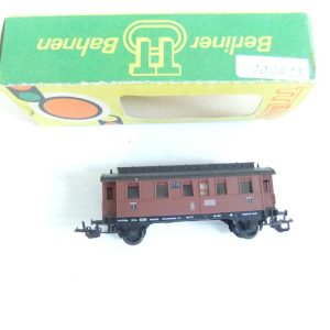 BTTB  TT  2-achs. P-Wagen der preuß.Staatsbahn mit geschl. Bühnen