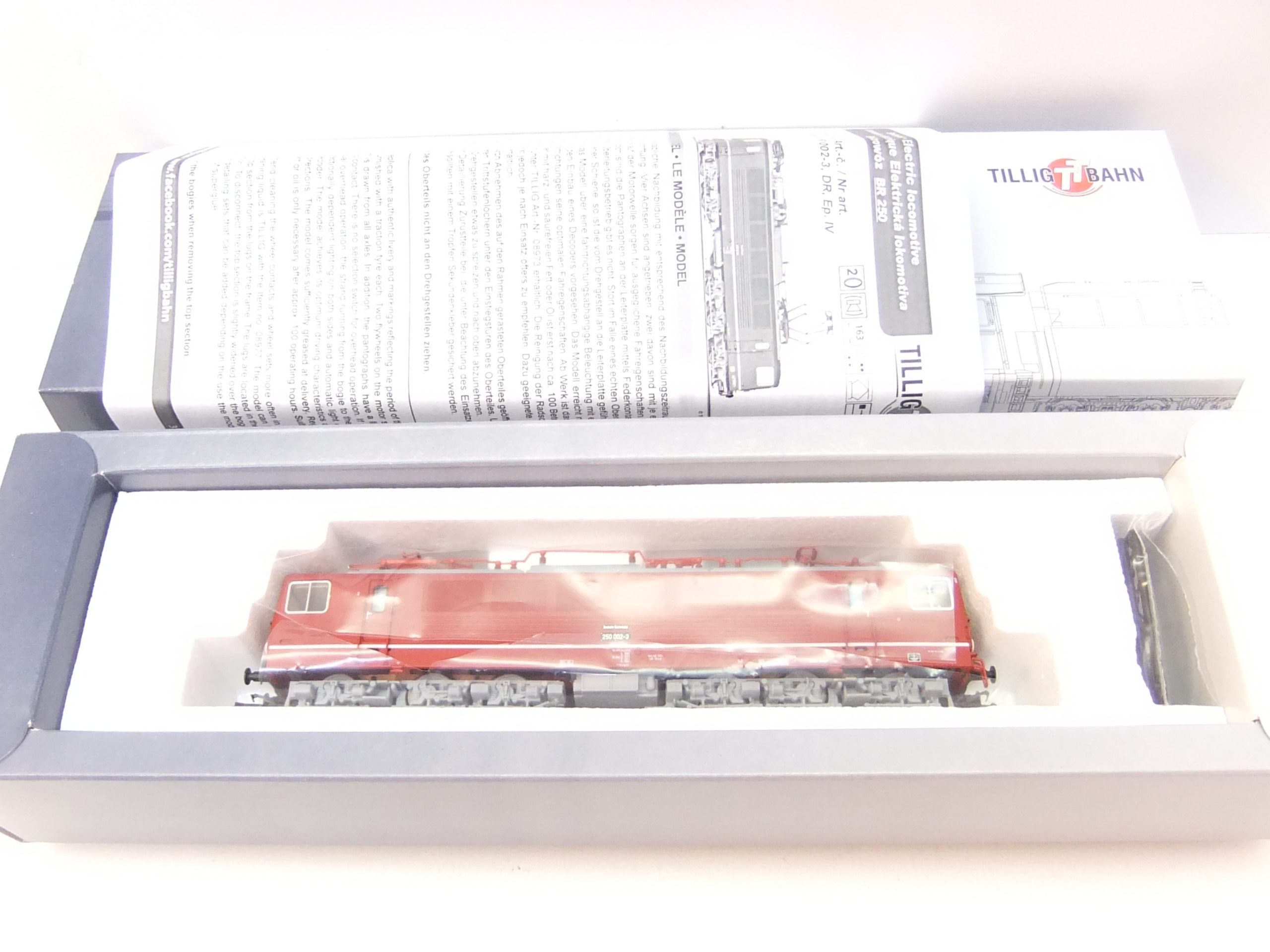 Tillig 04333 TT E-Lok BR 250 002-3 DR Ep.IV SONDERSERIE – Bild 2