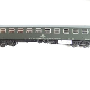 Piko/Schicht HO Y-D-Zugwagen DR 2.Kl. Ep.IV