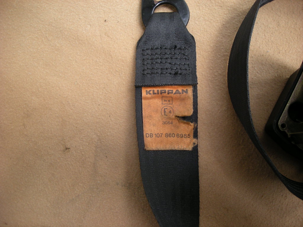 Sicherheitsgurt hinten für Mercedes C107 – Bild 4
