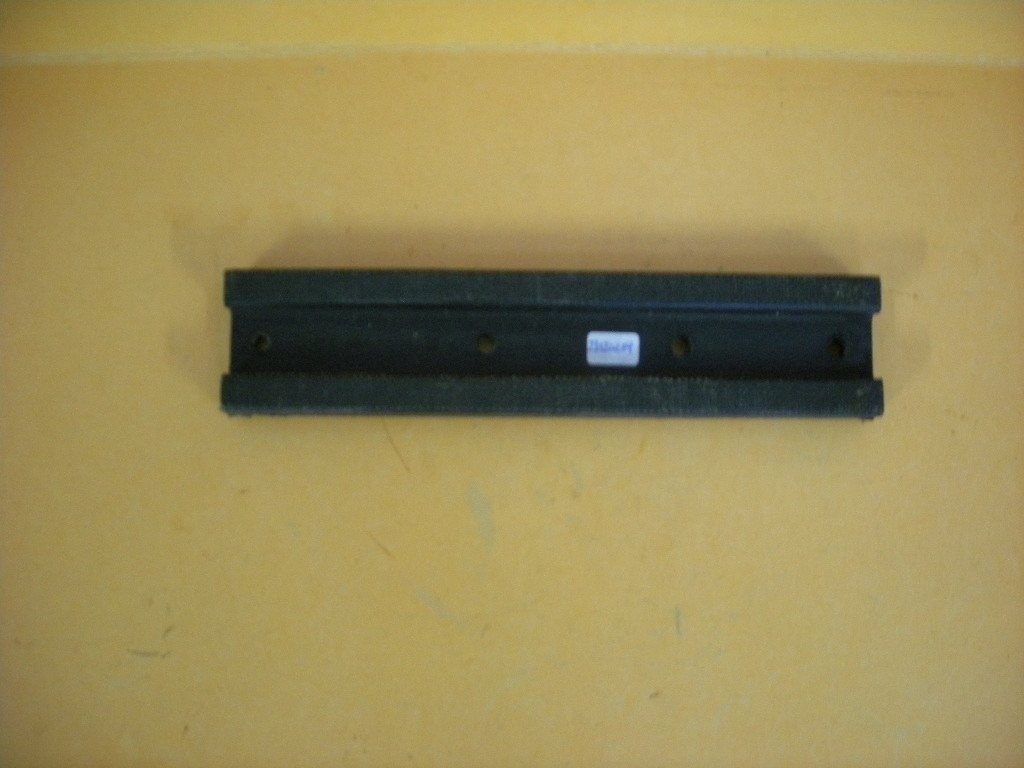 Gummischiene für Mercedes LKW – Bild 2