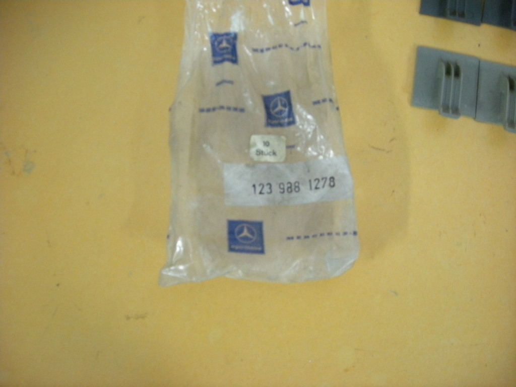 Klammern für Mercedes W123, W124 – Bild 3