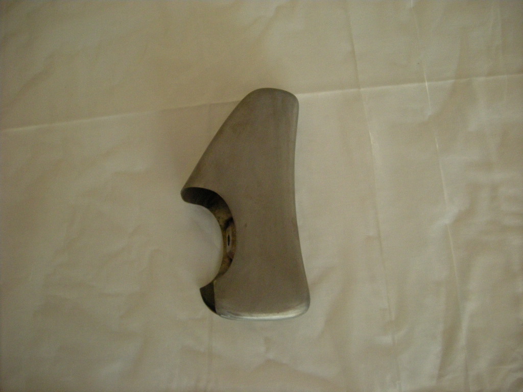 Stoßfängerhorn hinten links ohne Öffnung für Nummernbeleuchtung für Mercedes 190SL (frühe Ausführung)