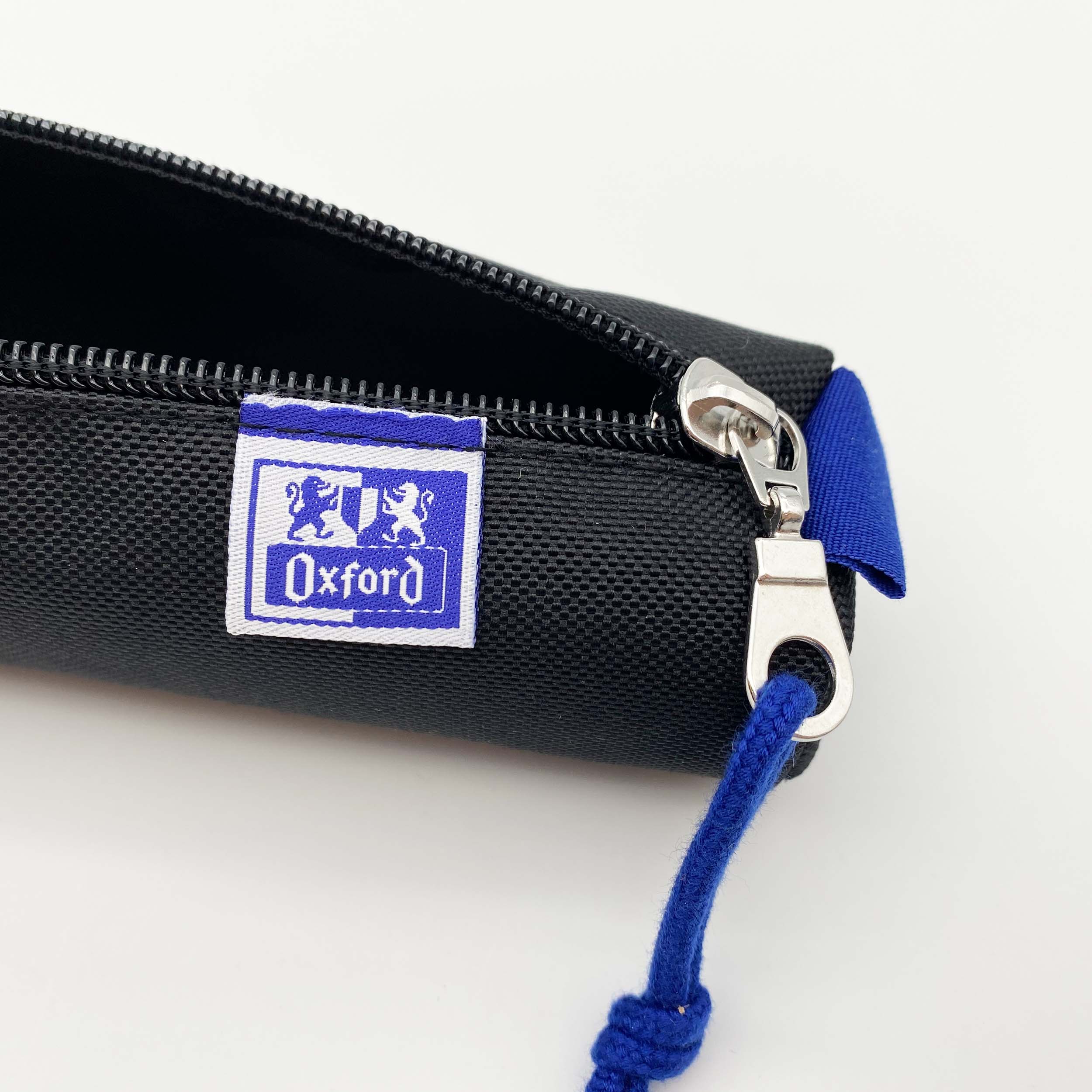 Oxford Federmäppchen Kangoo rund Schwarz – Bild 3