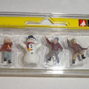 Noch 15818 HO Kinder im Schnee